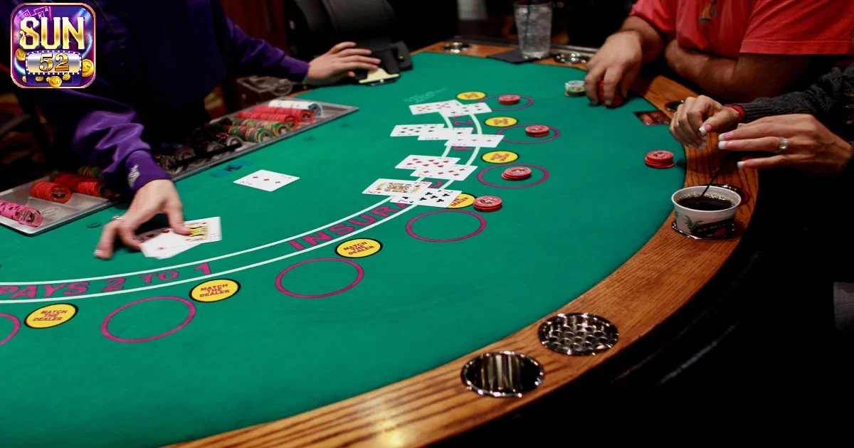 Luật chơi game bài Blackjack Sun52 với cơ hội thưởng lớn 1 Tìm hiểu sơ lược về game bài Blackjack Sun52